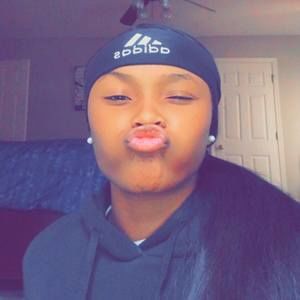 Meet your Posher, Markita